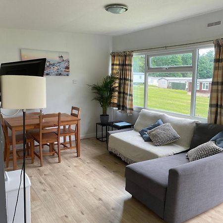 Cosy Cabin - Bideford Bay Holiday Park Экстерьер фото